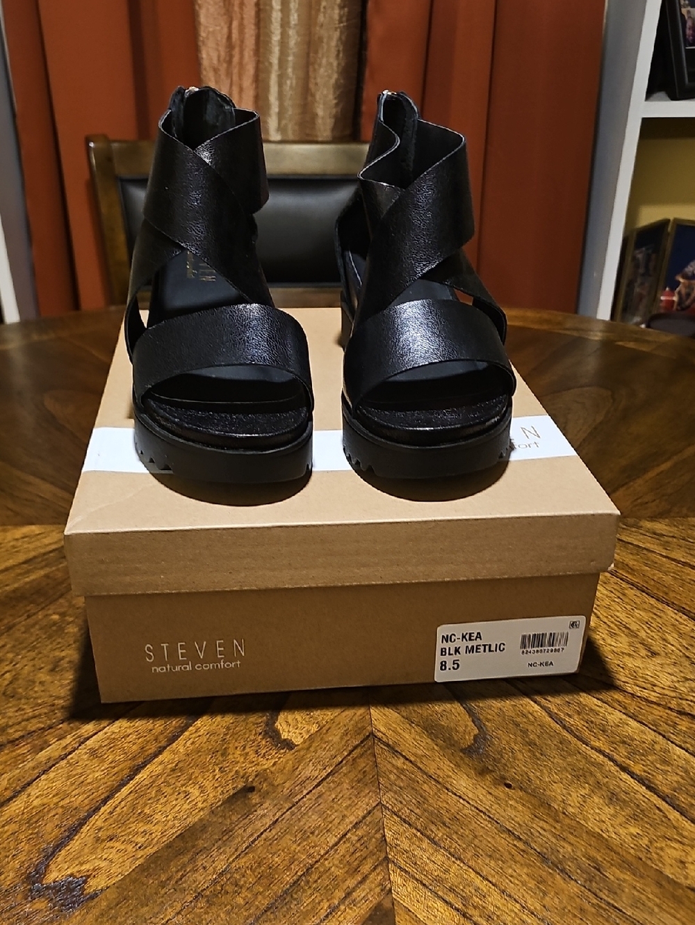 Steven Natural Comfort Black Metallic Crisscross Platform Sandals